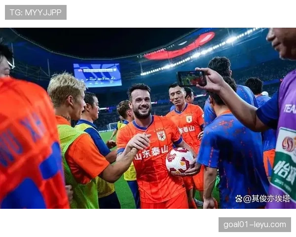 足球新星榜揭晓：青春风暴席卷赛场，未来之星闪耀登场