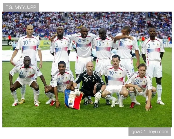 重温辉煌：1970年巴西世界杯王朝如何铸就足球传奇并影响世界足坛