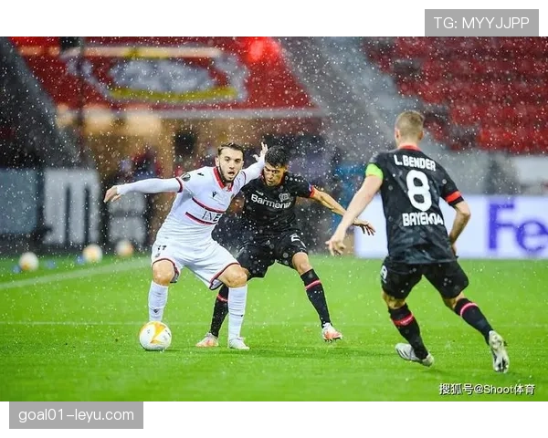 多特蒙德防线漏洞频出,状态回暖亟待重塑卫冕征程 多特蒙德防线漏洞频出,状态回暖亟待重塑卫冕征程