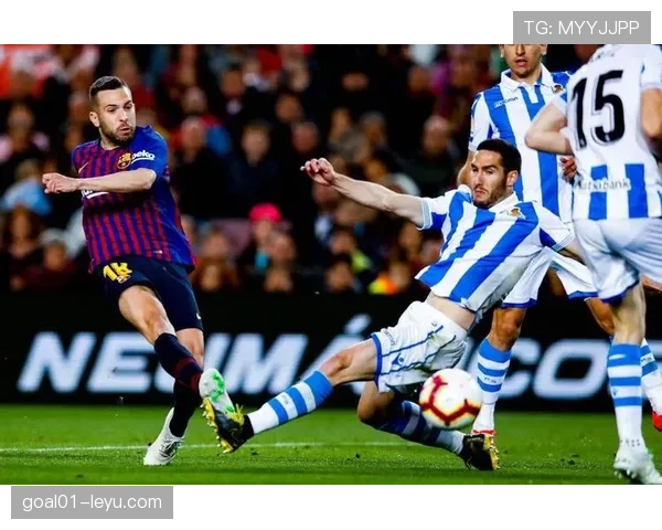 埃因霍温锋线爆发状态火热，豪取连胜强势领跑积分榜